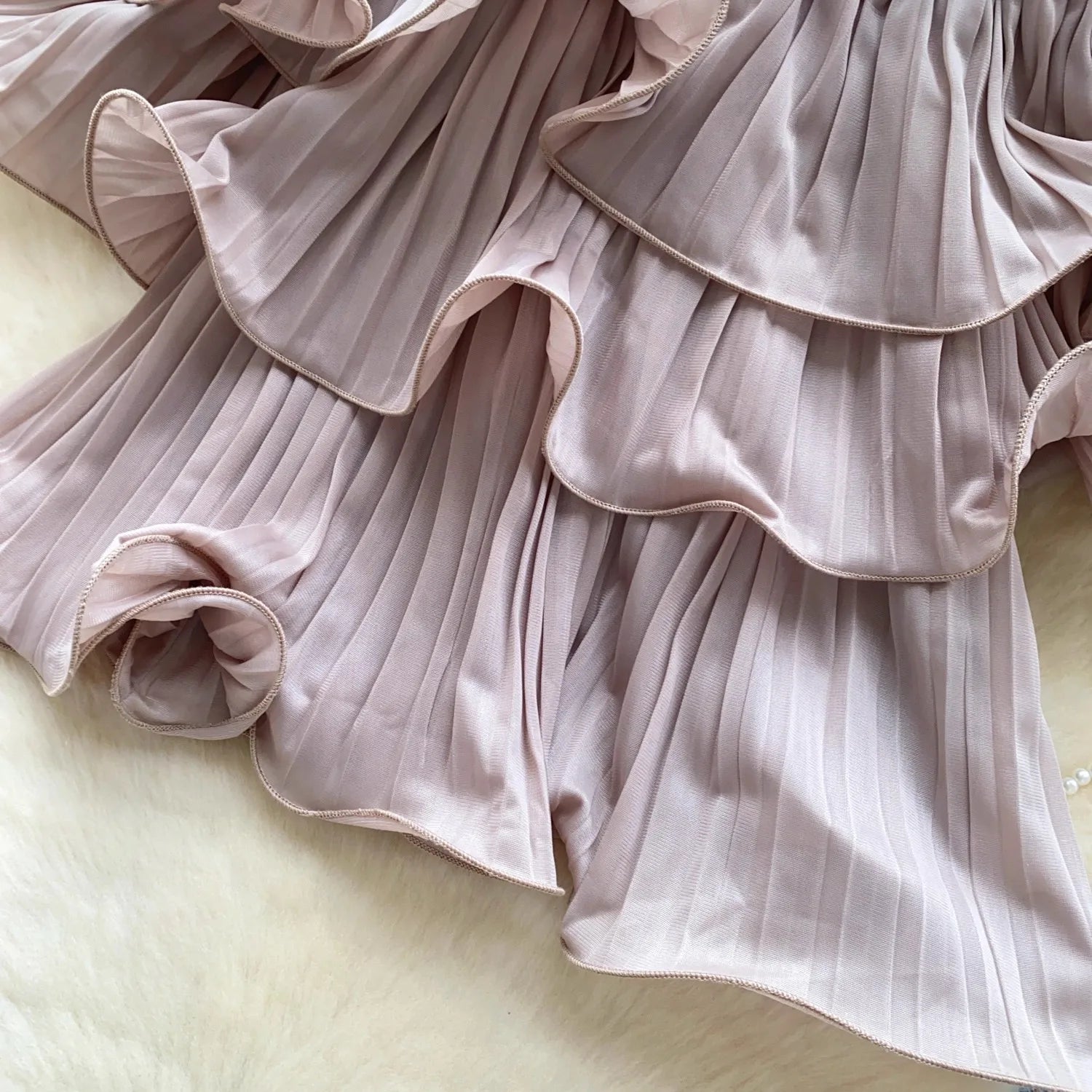 New Summer Sweet Chic Slash Neck Folded Ruffles Chiffon Shirt Women's Sexy Sleeveless Black White Short Blouses Pullover Tops