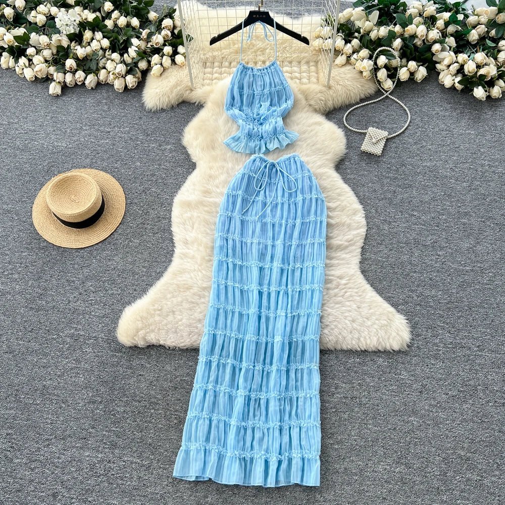 A vintage elegant halter sleeveless Korean fashion women’s clothing set for autumn, consisting of two pieces