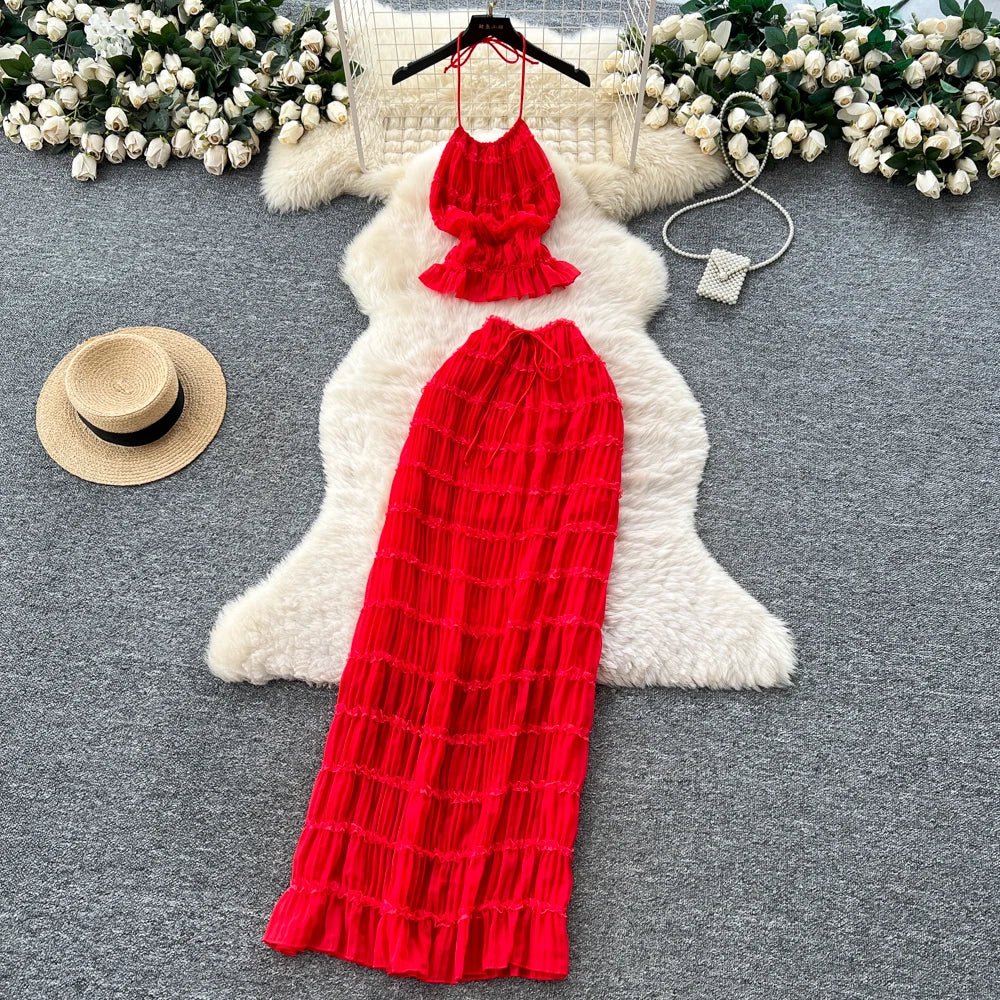 A vintage elegant halter sleeveless Korean fashion women’s clothing set for autumn, consisting of two pieces