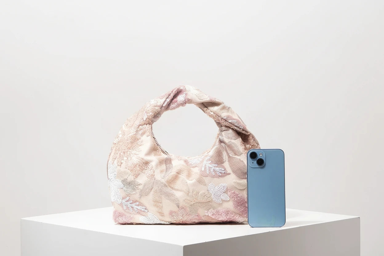 Women’s stylish and luxurious sequin handbags, floral handbags