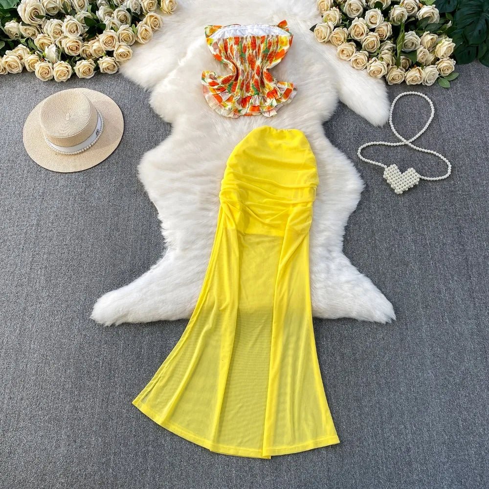 A chic vintage mermaid dress with a spliced design, inspired by Korean fashion, is a two-piece set for women.