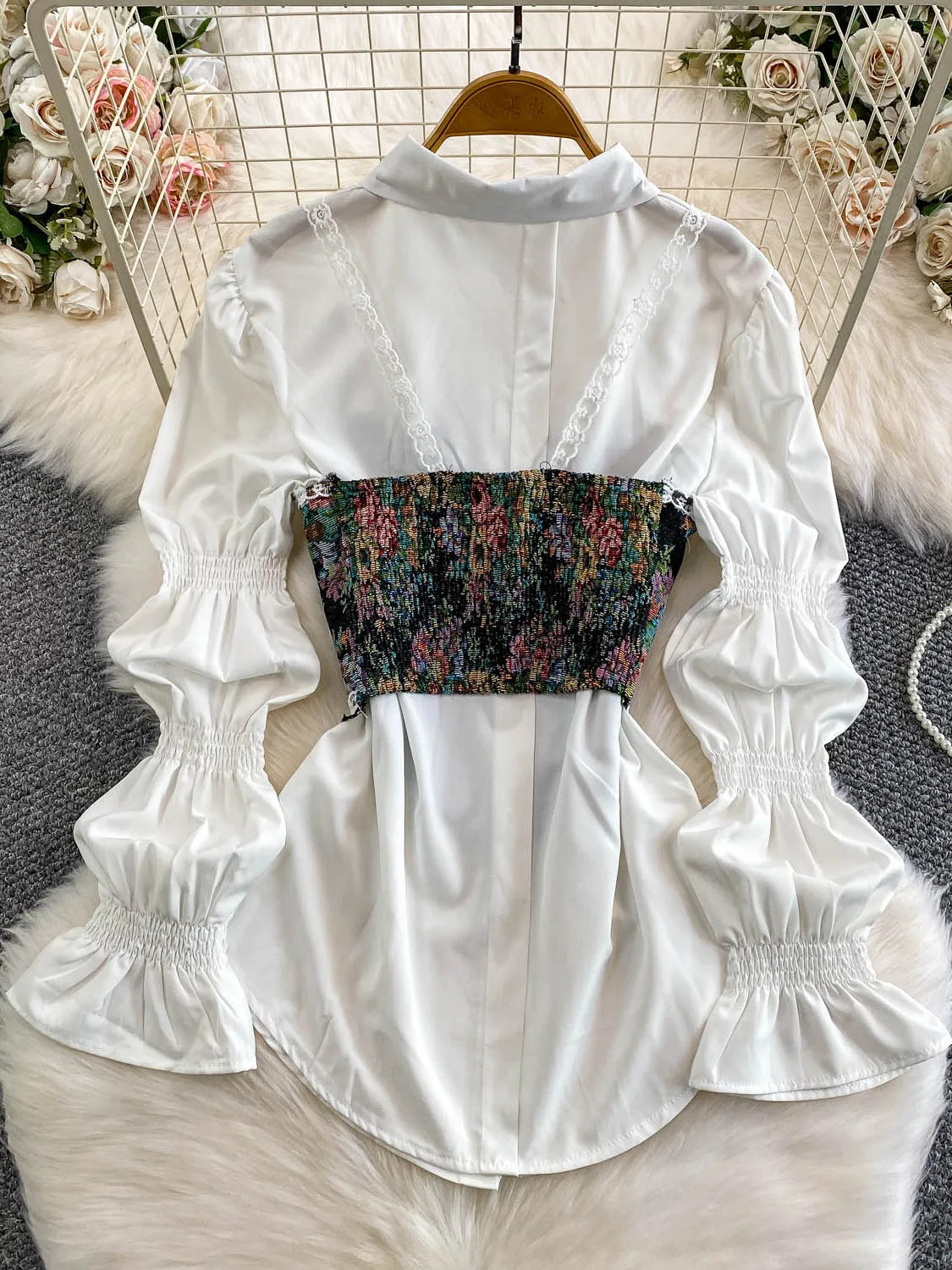 Retro Floral Embroidery Slim Fit Bell Sve Lace Trim irt White Splicing Design Versatile Women's Premium Quali Blouse