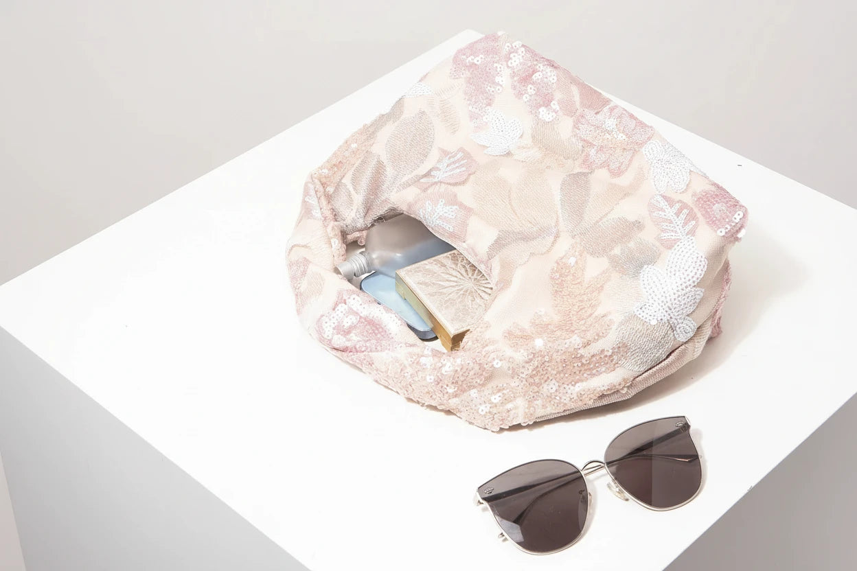 Women’s stylish and luxurious sequin handbags, floral handbags